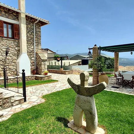 別荘 Three Hearts *