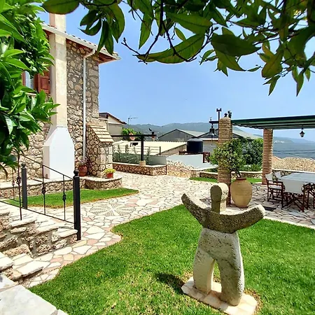 Three Hearts * Ágios Pétros