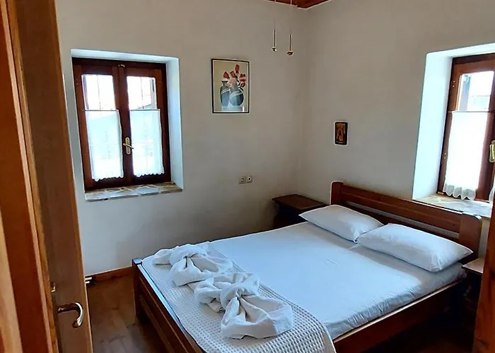 Three Hearts Дом отдыха